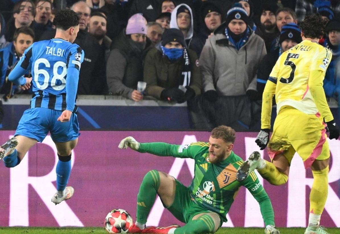 尤文图斯前锋受伤离场,球队攻击力下降的简单介绍 尤文图斯前锋受伤离场,球队攻击力下降的简单介绍