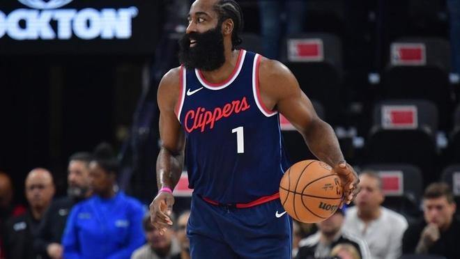 包含马刺队员展现出色表现,助球队获得胜利的词条 包含马刺队员展现出色表现,助球队获得胜利的词条