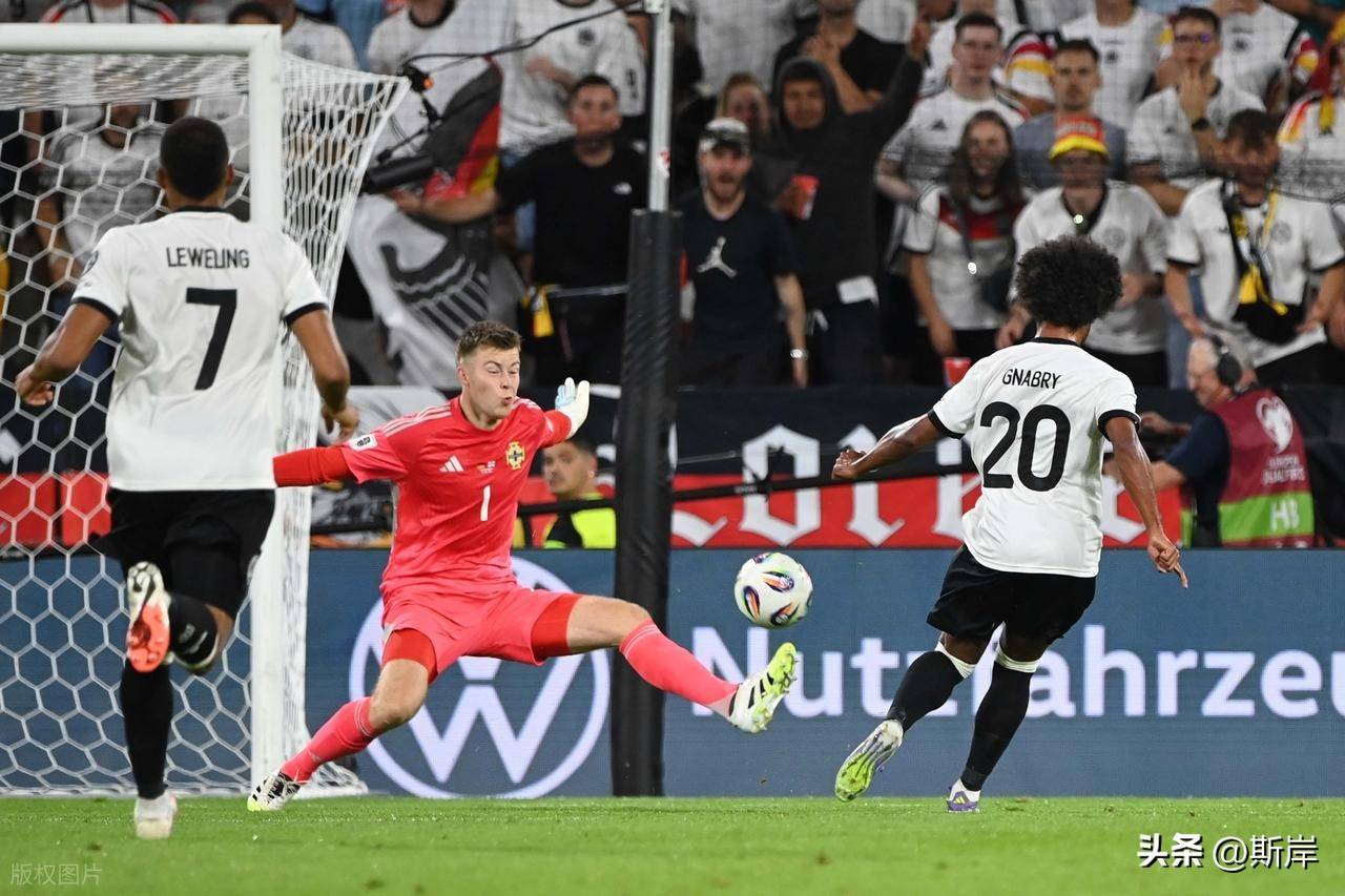 德国足球队在关键比赛中获得胜利