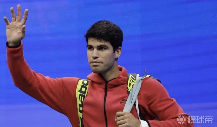 爱游戏体育官网-关于西班牙网球队轻取意大利网球队，阿尔卡拉斯制霸全场的信息