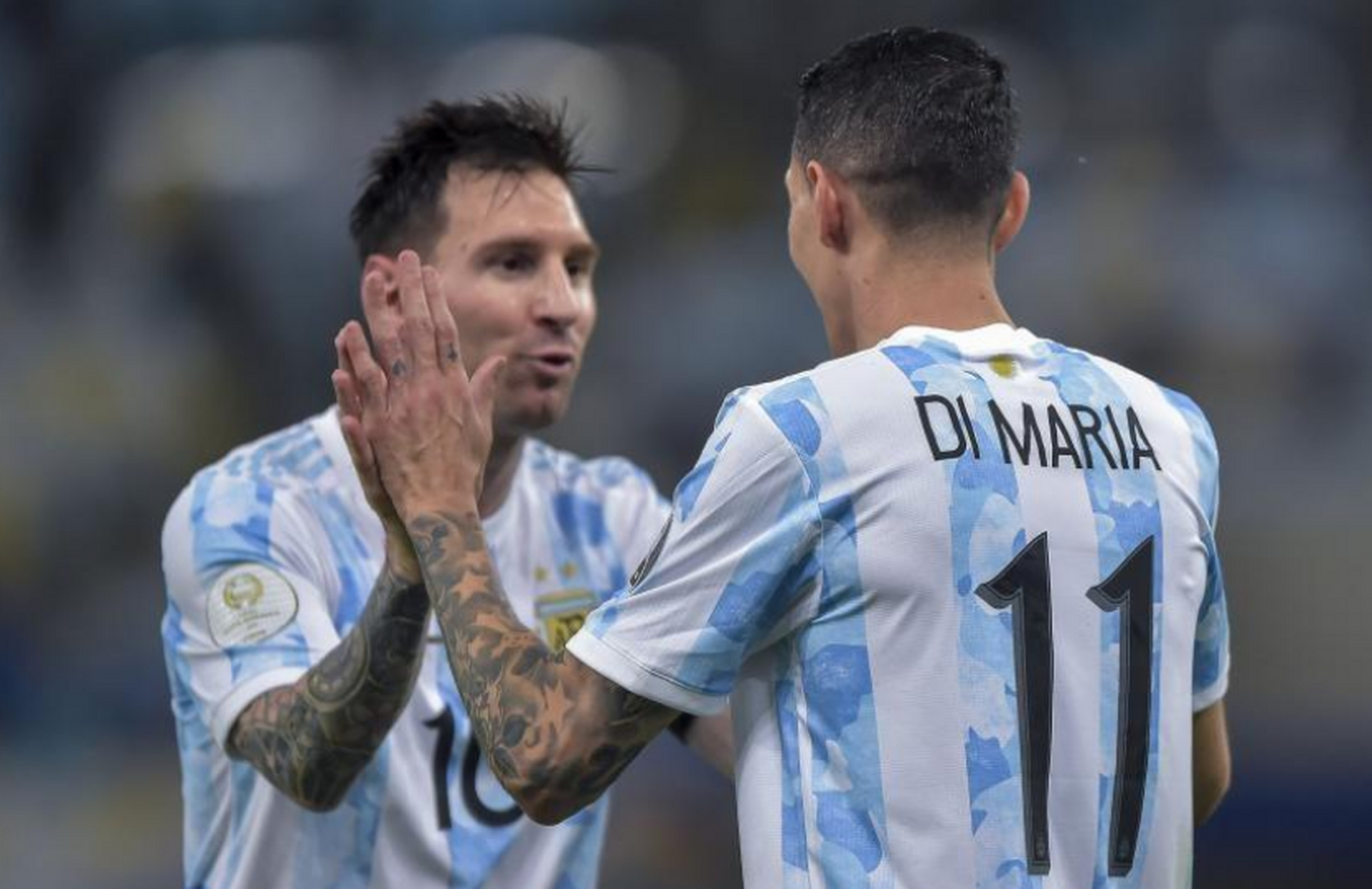 爱游戏在线-梅西遗憾错失进球，球迷心疼