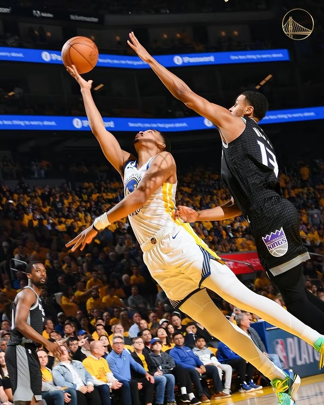 包含希腊男篮险胜勇士B队，特雷杨完成帽子戏法的词条