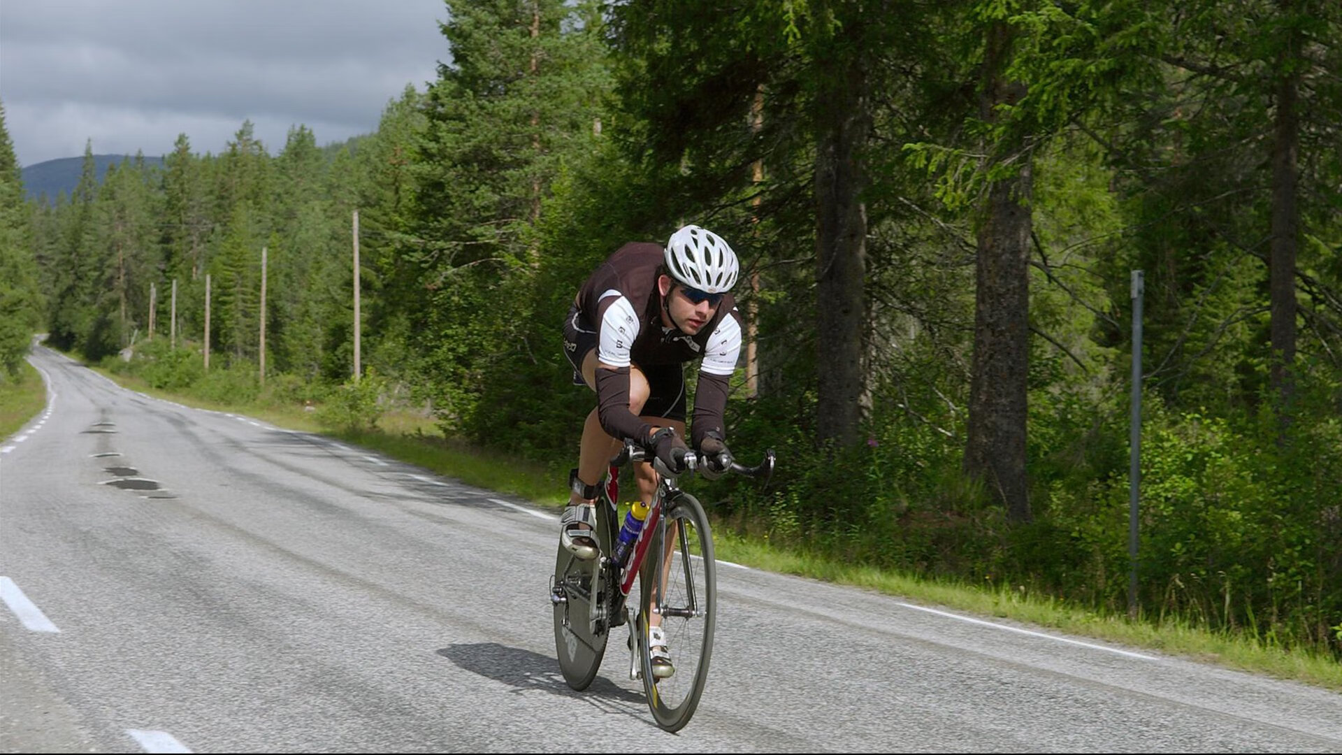 森林狼压哨击败鹈鹕,戈贝尔表现堪称教科书