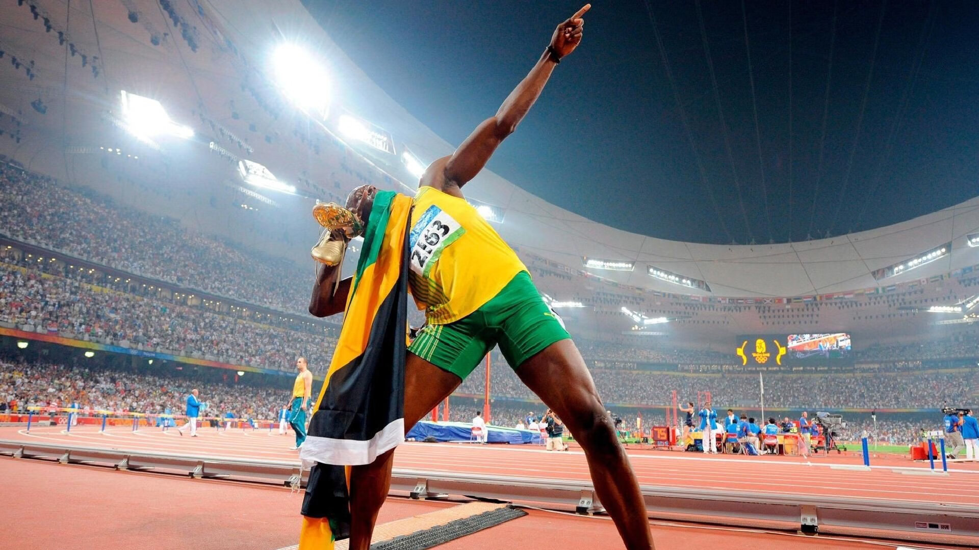 当亚平宁的文艺复兴遇见速度革命,弗拉霍维奇在F1揭幕战的佛罗伦萨逆转