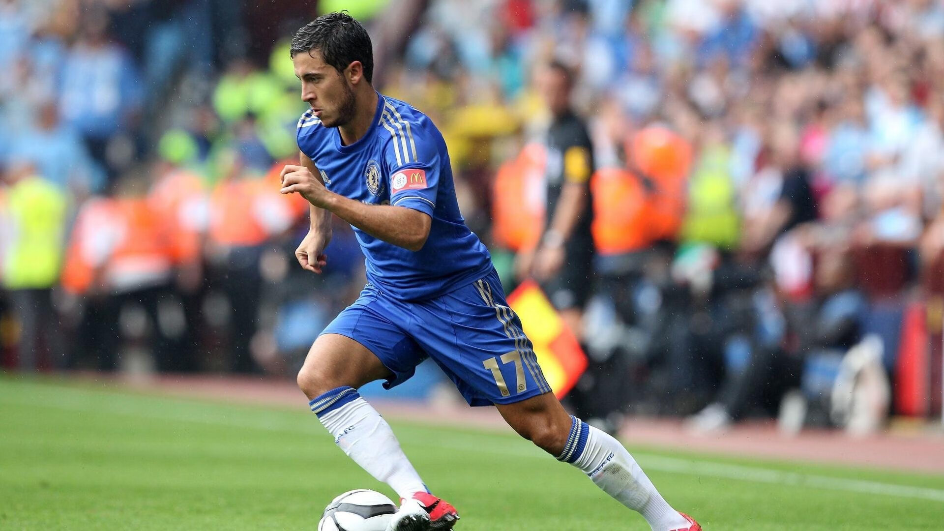 戈贝尔点燃赛场，爵士与新疆队的跨文化篮球对话